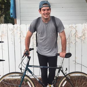 Meet your Posher, @bukelishop